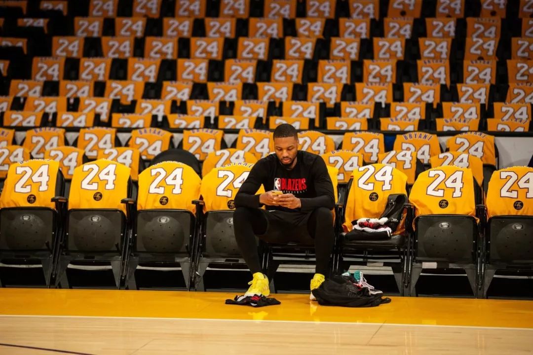 英博官方：现针对部分三层看台开启二轮售票，今日19：00开票（英博官宣：今日19：00开启三层部分看台第二轮售票）