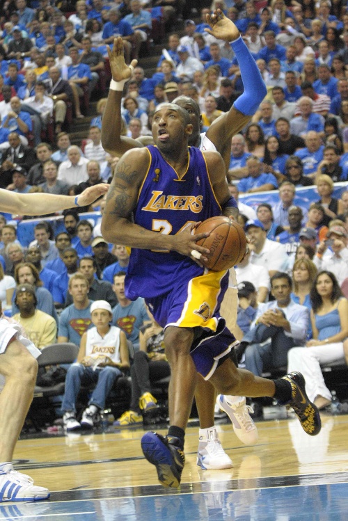 给力新援，加布里埃尔租借加盟海港，贡献11球5助攻（海港租借引进加布里埃尔：11球5助展现高效）