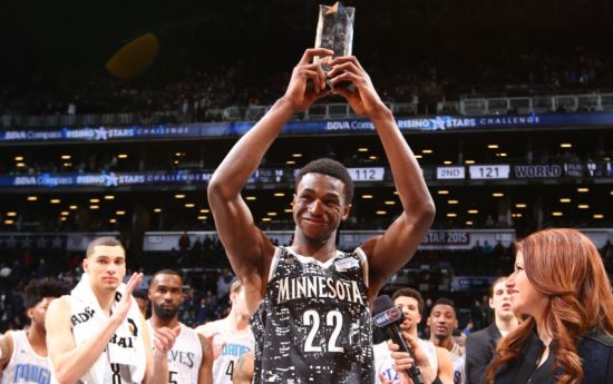 马卡：维尼修斯的地位不可撼动，他是皇马唯一能改变战局的人（马卡：维尼修斯在皇马地位稳固，唯有他能扭转战局）