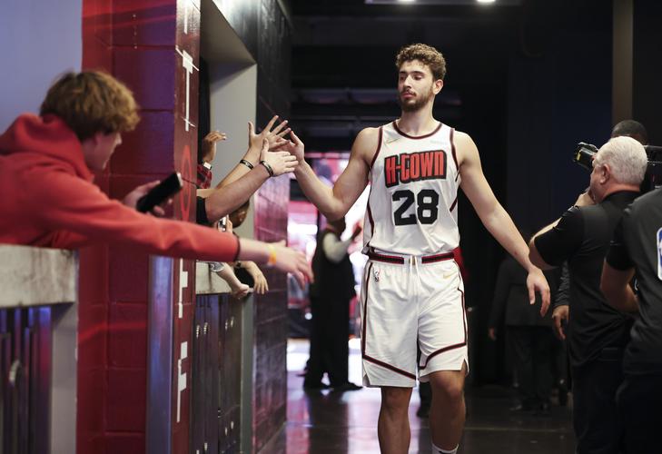 HWG！罗马诺：维拉签下19岁巴西前锋艾莉森，总价1200万欧（罗马诺确认：阿斯顿维拉以1200万欧签下19岁巴西前锋艾莉森）