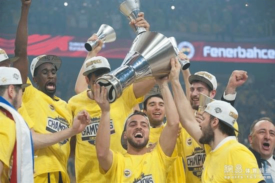 都体：加蒂今天恢复合练，有望入选尤文与卡利亚里的比赛名单（都体：加蒂今日回归合练，或进入尤文战卡利亚里名单）