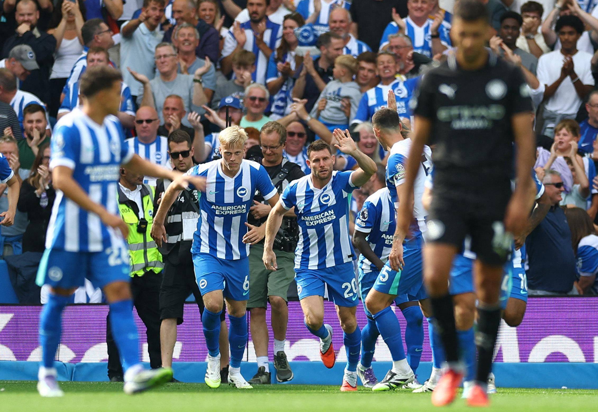 本赛季五大联赛U23前锋直接参与进球前10：博尼、埃基蒂克第1（本季五大联赛U23前锋参与进球前十：博尼、埃基蒂克并列第一）