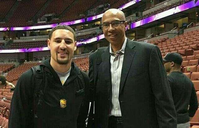 开拓者战灰熊：克林根出战成疑，杨瀚森火速奔赴孟菲斯（开拓者战灰熊：克林根出战存疑，杨瀚森紧急赶赴孟菲斯）