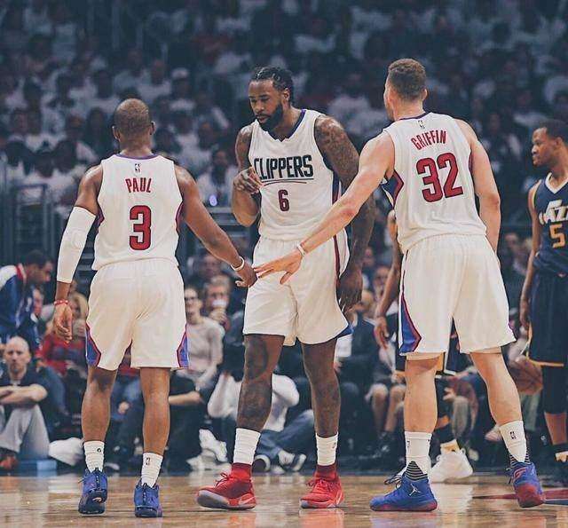 美记：奇才&太阳&公牛都有意小萨，但本人已做好留国王准备（美媒：奇才、太阳、公牛有意小萨，他已准备继续留在国王）